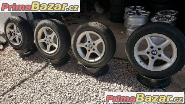 Bmw 5x120 7jx15 et pneu 195/65 r15 95T