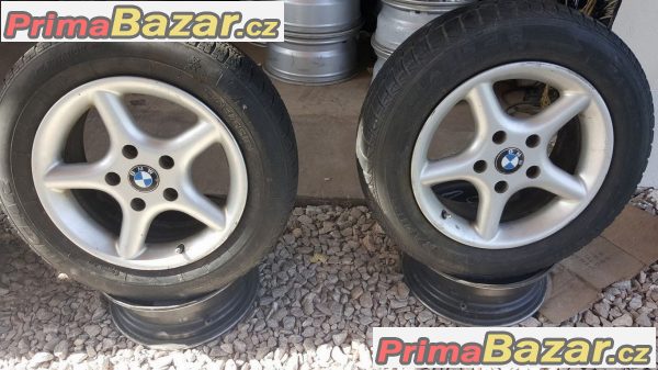 Bmw 5x120 7jx15 et pneu 195/65 r15 95T