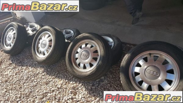 Audi 4B0601025J letni 80% vzorek 5x112 6jx15 et45