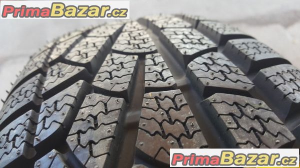 1xnova,nepoužita  pneu Pirelli W. Sottozero WINTER 195/60 R16 89H