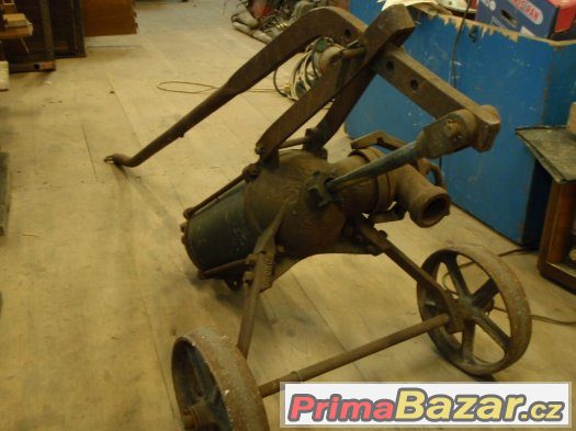 HISTORICKÁ PUMPA SIGMUND RAKETA HISTORICKÁ PUMPA SIGMUND RAKETA