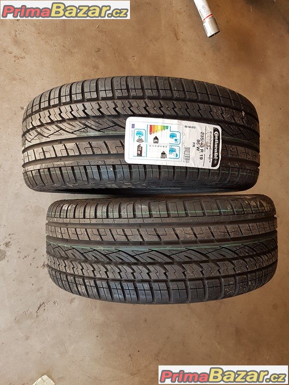 2x nove nepouzite pneu Continental  Cross Contact 235/45 r19 95W dot0814