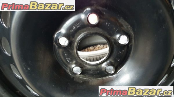 Novy Rezervni plechovy disk s  novou pneu VW 5x112 1k0601027C 6jx15 et47