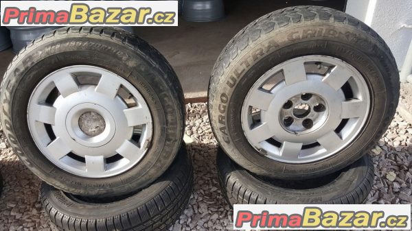 Volkswagen T4 7D0601025 pneu Good Year G26 195/70 r15C 104/102R