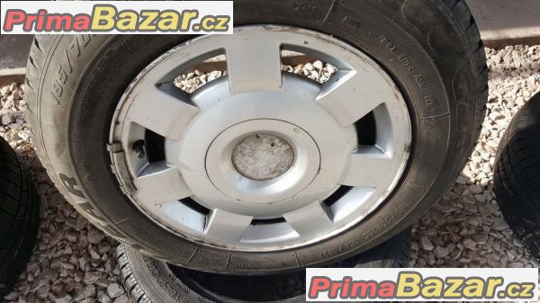 Volkswagen T4 7D0601025 pneu Good Year G26 195/70 r15C 104/102R