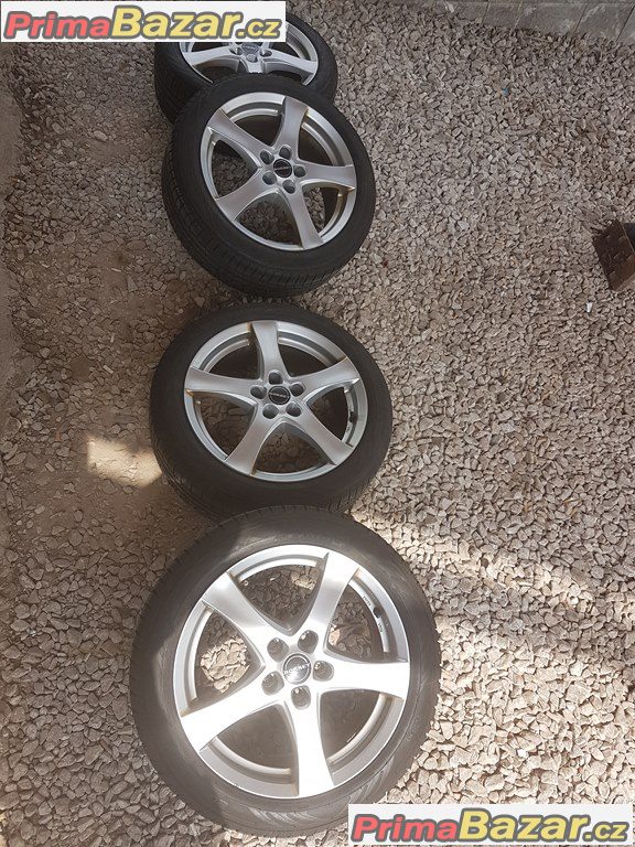 sada Borbet Škoda VW 5x112 7jx17 e