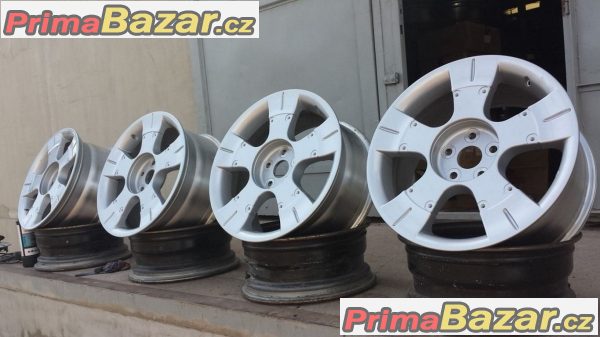 Nove  Toyota 5x114.3 8jx18 et45