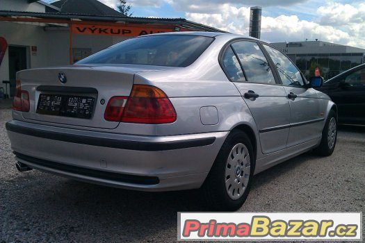 BMW 318i  r.:2000 sedan