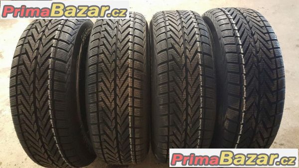 Nové, nepoužité  pneu Vredestein Wintrac Xtreme 215/65 r16 98H