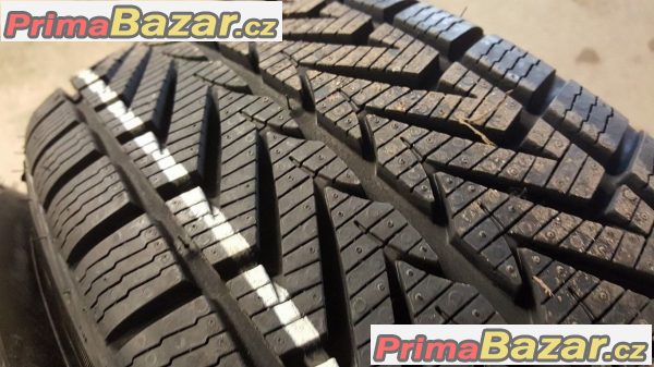Nové, nepoužité  pneu Vredestein Wintrac Xtreme 215/65 r16 98H