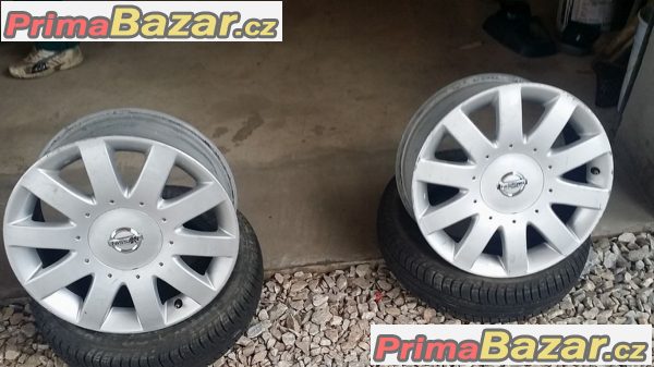 Nissan 5x114.3 7jx17 et45 r17