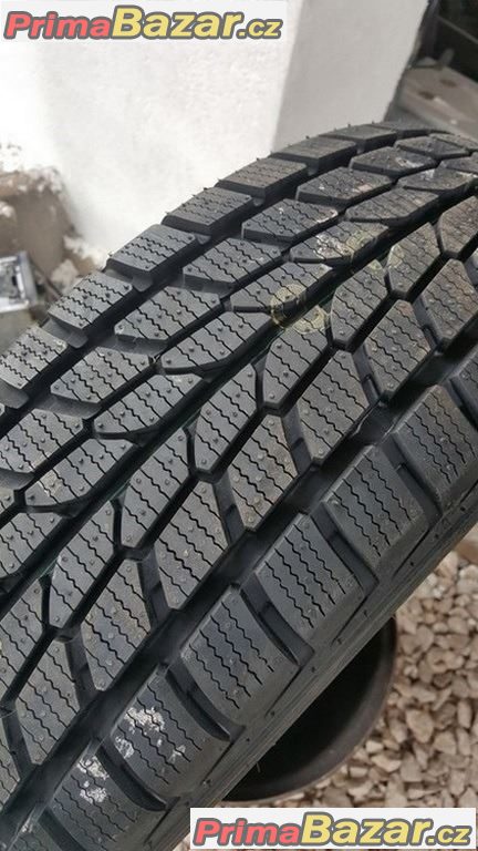 1xnova pneu Falken Eurowinter HS437 Van 195/65 r16C 104/102T