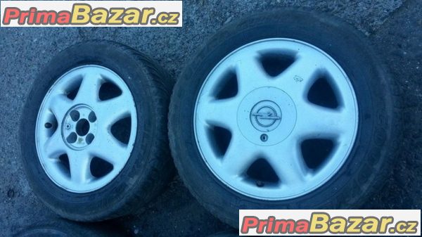 Mg 4x100 5.5jx15 et46 pneu Goodyear 195/60 r15