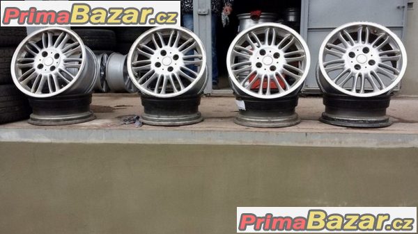 Borbet 4x114.3 7jx17 et40  r17