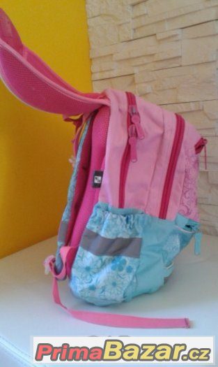 Školní dívčí batoh aktovka Winx