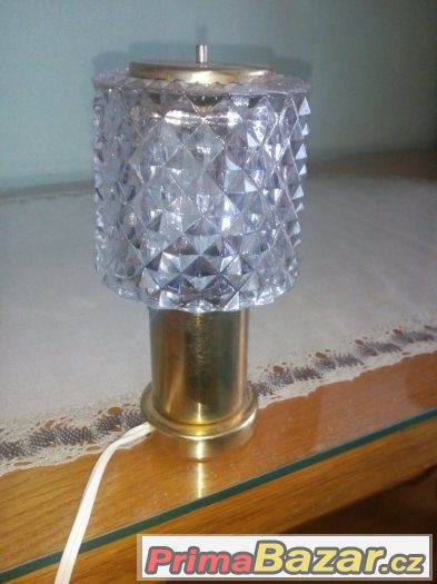 Stará funkční lampička.