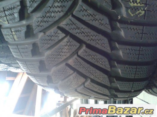 245/45 R18 zimní Dunlop