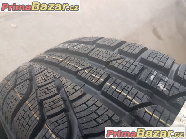 nové,nepoužité zimní pneu Pirelli Sottozero Winter 210 serie 2  205/60 r16 92H