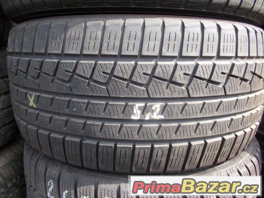 255/40 R19 zimní Yokohama