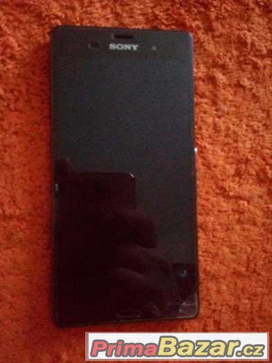 Sony Xperia Z3 black v zaruce a s bohatym prislusenstvim Sony Xperia Z3 black v zaruce a s bohatym prislusenstvim