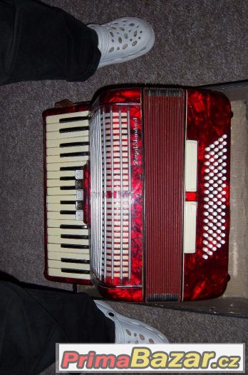Akordeon Royalstandart 20 bílích kláves