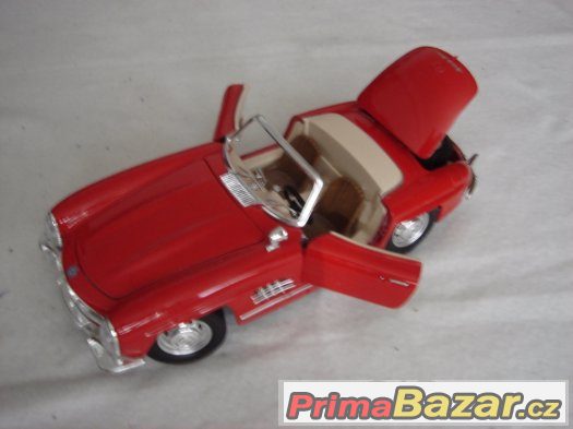 BURAGO MERCEDES-BENZ SL200 1/18