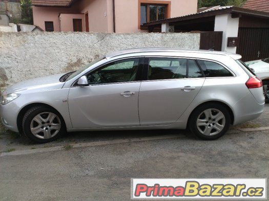 Opel Insignia 2.0 CDTi 2011