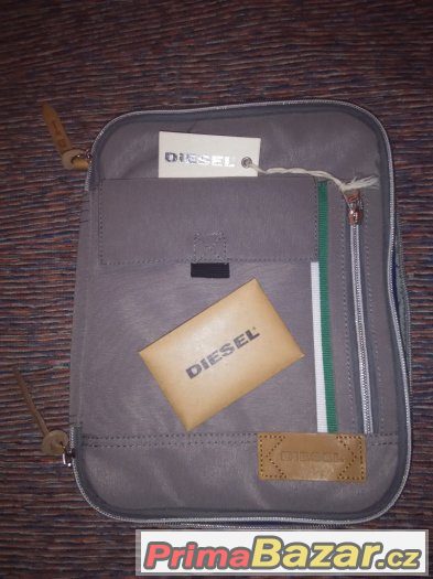 DIESEL POUZDRO NA iPad - super cena DIESEL POUZDRO NA iPad - super cena