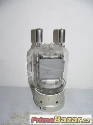 Vysílací elektronka GU 81M.