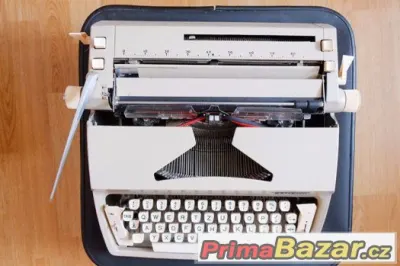 Kufříkový psací stroj Consul