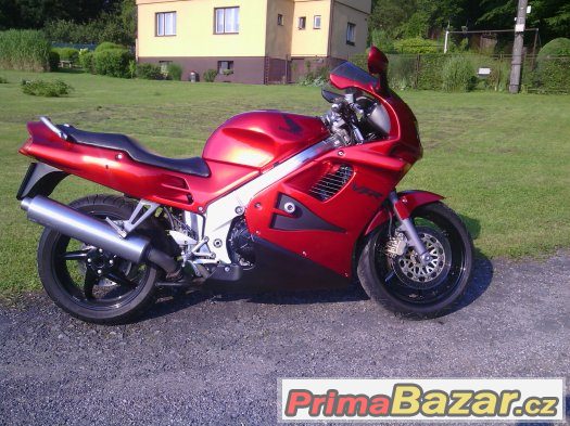 HONDA VFR 750 RC 36 r.v.97 TOP STAV - MOŽNA VÝMĚNA