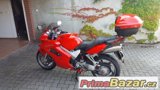 Honda VFR 800 V-Tec Honda VFR 800 V-Tec