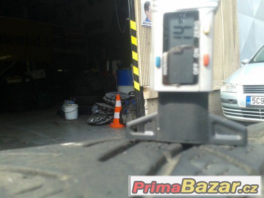 Pneu 255/55R18 GoodYear 4ks Ultra Grip – fotografie 4