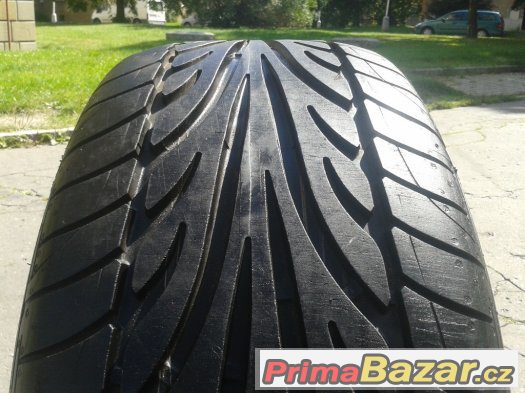letni-pneu-dunlop-225-45zr17-1ks