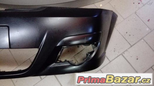 predni naraznik  opel merviva A lift. 2003-