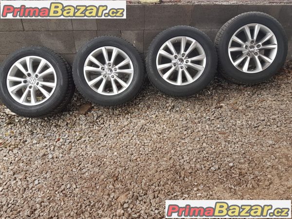 zánovní sada alu kola Karakum VW Audi 7P6601025C dot2015 5x130 8jx18 et53