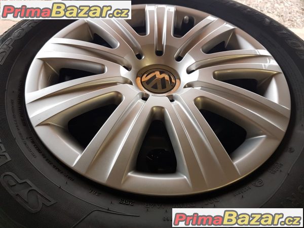 zánovní sada VW Plechove disky s poklicema 7N0601027E 5x112 6.5jx16