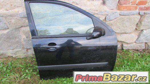 Dveře Ford Focus I. hatchback,černá metalíza Dveře Ford Focus I. hatchback,černá metalíza