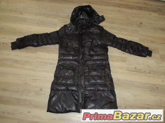 cerny-kabat-vel-42