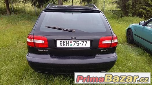 Volvo V40, 2.0T 120 KW ,Benzin, rok výroby 2002