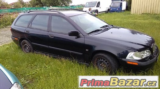 Volvo V40, 2.0T 120 KW ,Benzin, rok výroby 2002