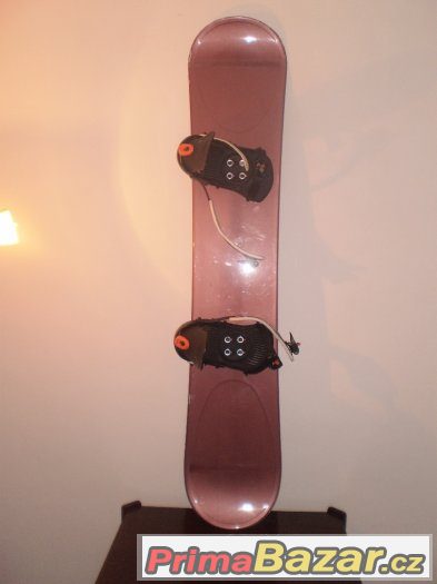 Snowboard + boty + nový obal zdarma