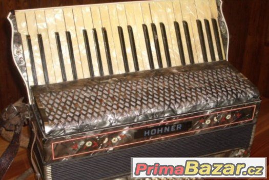 HARMONIKA HOHNER 120BASŮ   KRÁSNÝ ZVUK