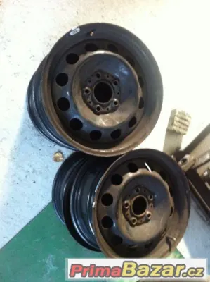 Prodám originál plechové disky BMW E90,E46 R16