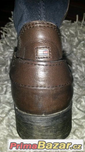 Kozacky Tommy Hilfiger vel.39 Kozacky Tommy Hilfiger vel.39