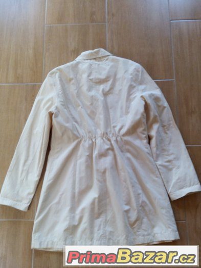 Krémový podzimní kabát, zn. TCM, vel. M. 80