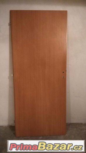 Dveře - pravé - dekor buk - 80 cm