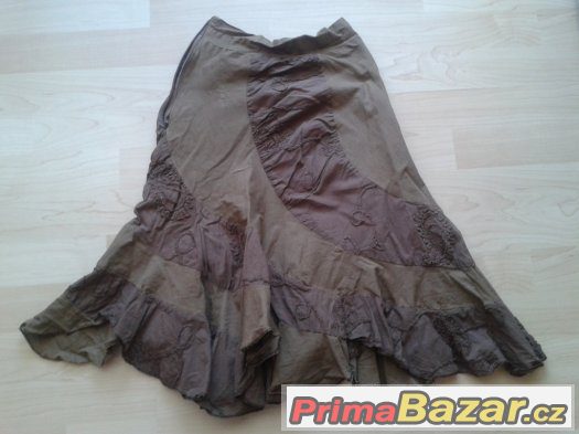 Zvonová sukně velikosti XS/S Zvonová sukně velikosti XS/S