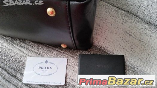 Prada kabelka