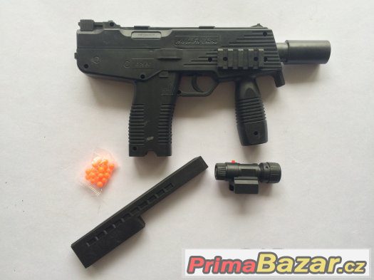 Airsoft replika rakouského samopalu Steyr TMP Airsoft replika rakouského samopalu Steyr TMP